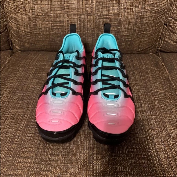 Nike Shoes - Nike Teal pink and Black Sneakers No box!!!